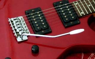 vibrato arm (whammy bar) - picture 1